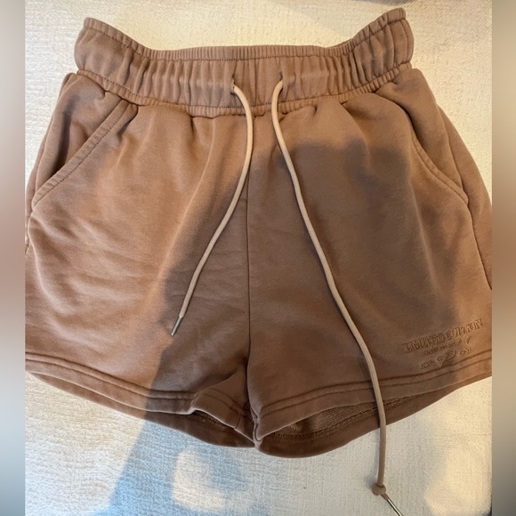 Sweat Shortscfrom Shein - Picture 3 of 3